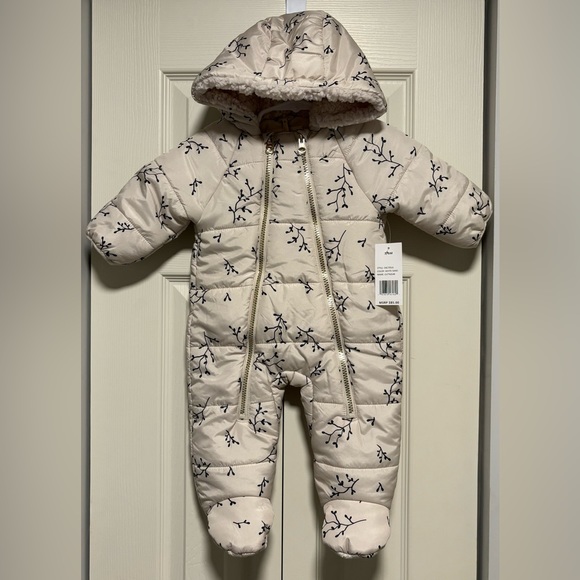 NWT Jessica Simpson Gold Zipper Hooded Snowsuit/Bunting - Picture 1 of 11